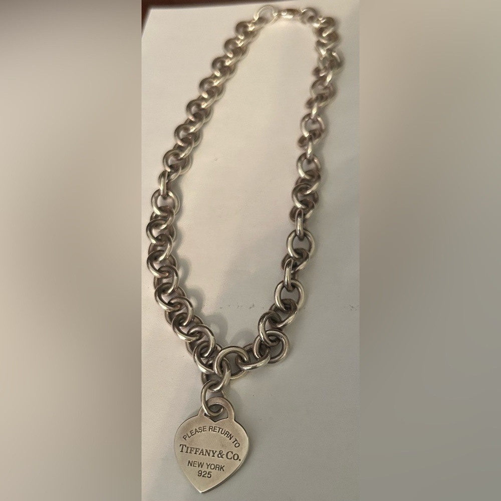Tiffany & Co. Silver Chunky Heart Tag Link Necklace - Picture 3 of 4
